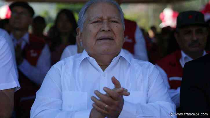 El expresidente salvadoreño Sánchez Cerén, en búsqueda y captura internacional - FRANCE 24