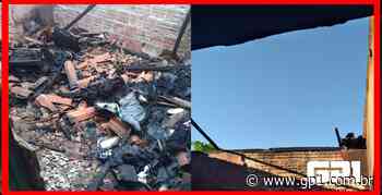 Mulher pede ajuda após ter casa incendiada pelo ex-marido em Timon - GP1