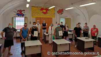 Modena, in carcere arrivano le pagelle: «La scuola aiuta, regala emozioni» - La Gazzetta di Modena