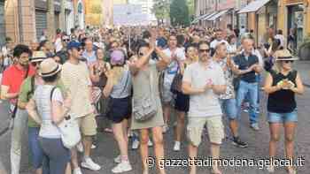 Modena, Si indaga sulla protesta “No green pass” in centro - La Gazzetta di Modena