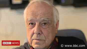 Sir Richard Sutton: Murder accused pleads not guilty - BBC News