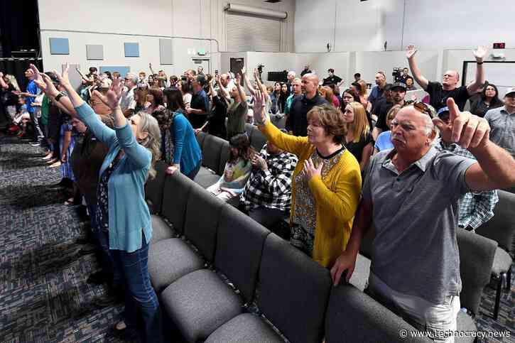 WSJ: It’s White Evangelical Christians Who Refuse Vaccines