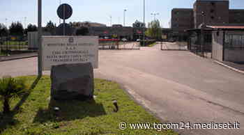 Violenze in carcere a Santa Maria Capua Vetere, avviata revoca incarico alla direttrice - TGCOM