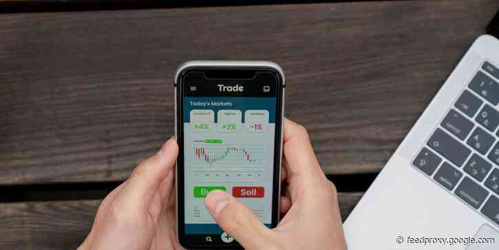 What is a broker? What to know about the intermediary that helps investors buy stocks