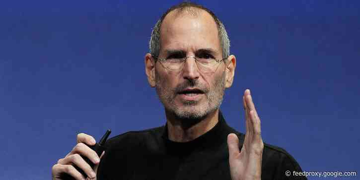 A group of friends auctioned Steve Jobs' 1973 job application in both print and NFT form to see which one people wanted more. The answer was resoundingly clear.