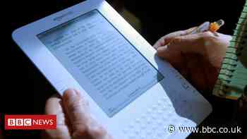 Older Kindles may lose internet connection, Amazon warns