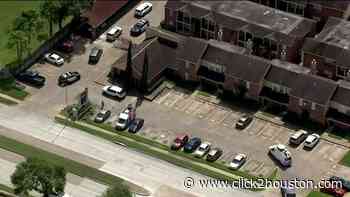 19 people found inside of southwest Houston apartment in possible human smuggling operation, police confirm - KPRC Click2Houston