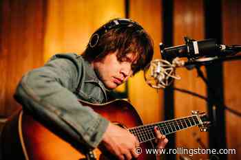 Billy Strings Previews New Album With Brooding Song ‘Fire Line’