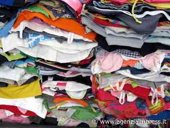 Scarti tessili di Prato in capannoni abbandonati di Toscana, Veneto e Campania, 19 indagati - agenzia Impress