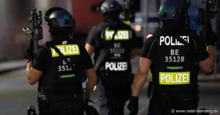 Schüsse und Messerstiche auf Baumarkt-Parkplatz in Berlin