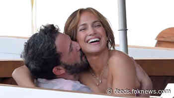 Jennifer Lopez and Ben Affleck are all loved up as they pack on the PDA during steamy Italian vacation