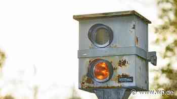 Siegen: Mann schlägt mit Gullydeckel auf Blitzer ein - Westfalenpost