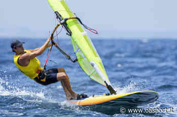 LIVE Vela, Olimpiadi Tokyo in DIRETTA: tutto fermo all'Enoshima Yacht Harbour, avvio delle gare posticipato per mancanza di vento - OA Sport