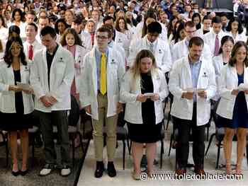 UT medical students begin journey with White Coat Ceremony - Toledo Blade