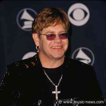Sir Elton John postpones German shows