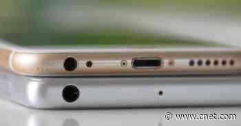 It's time to put the headphone jack behind us     - CNET