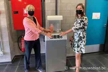 Sporthal Rooienberg plaatst twee drinkwatertoestellen (Duffel) - Het Nieuwsblad