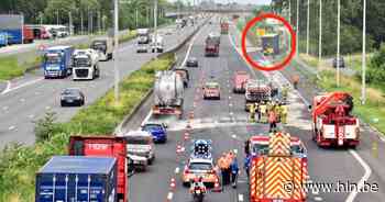 Anderhalf uur aanschuiven tussen Deerlijk en Kruishoutem na ongeval met vrachtwagen op E17 - Het Laatste Nieuws