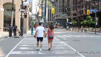 Toronto makes subtle change to traffic lights to reduce pedestrian deaths - CBC.ca