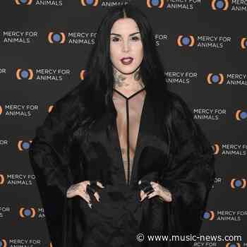 Kat Von D had piano instead of video game