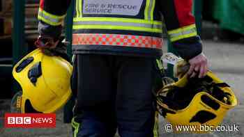 St Helens fire: Four rescued through bedroom window - BBC News