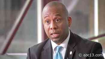 Houston ISD Superintendent Millard House makes changes to district's leadership for more efficiency - KTRK-TV