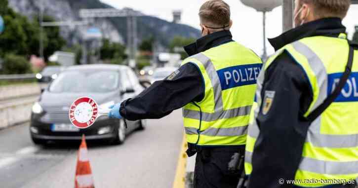 Einreise-Testpflicht: Polizei kontrolliert Reiserückkehrer