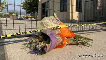 Family of Kelowna crane collapse victims stuck in quarantine despite travel exemption