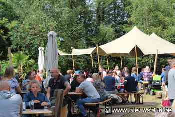 Honderden nieuwsgierigen nemen kijkje achter de schermen van De Kemping
