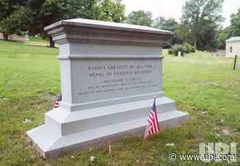 The Gravesite Of Rush Limbaugh - UPI.com