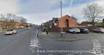 Stopes Road in Little Lever, Bolton reopens after car crashes into wall in serious crash - Manchester Evening News