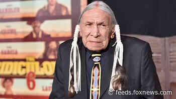 Saginaw Grant, the prolific Native American actor known for 'Breaking Bad,' 'The Lone Ranger,' dead at 85