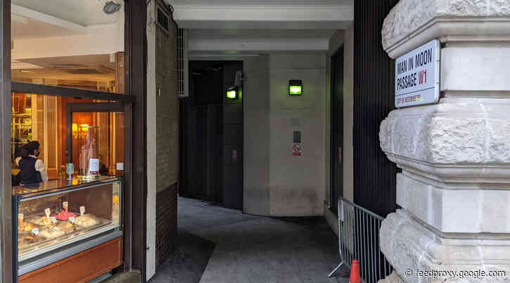 London’s Alleys: Man in Moon Passage, W1