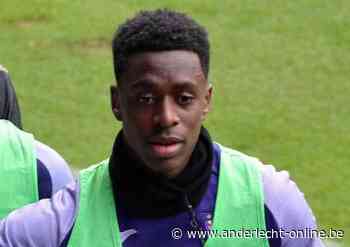 Video: Sambi Lokonga maakt indruk met geweldige pass - Anderlecht-Online