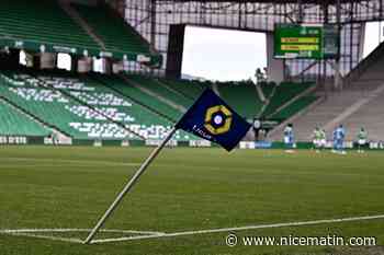 Des supporters de l’ASSE boycottent le début du championnat de L1 après la mise en place du pass sanitaire