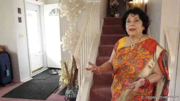 Calgary woman felt 'humiliated' by Alberta Sheriffs during a traffic stop