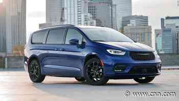 Minivans are making a huge comeback. Here's why