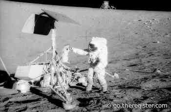 US govt calmly but firmly tells Blue Origin it already has a ride to the Moon's surface with SpaceX, thanks