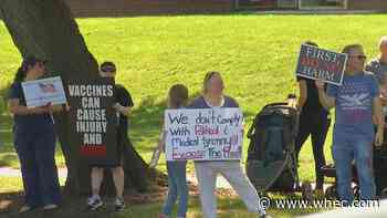 Healthcare workers rally in Rochester against vaccine mandates