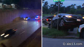 Suspects rammed car into pawn shop before 100 mph police chase across multiple Houston freeways - KTRK-TV