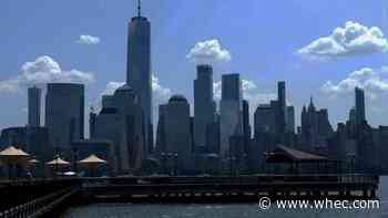 NYC will require vaccination proof for indoor dining, gyms<br />
