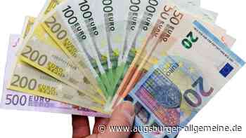 Ehrlicher Finder gibt Bargeld bei der Polizei in Augsburg ab