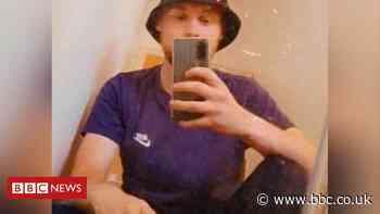 Blackpool drowning: 'Hero' dies saving woman from sea