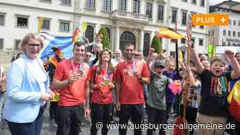 Olympia-Empfang in Augsburg: Im Autokorso durchs Paddel-Spalier