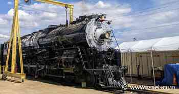 Watch this giant steam locomotive train move itself for the first time in 65 years     - CNET