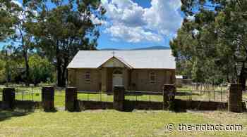 Wee Jasper prays for future of community-built church - The RiotACT