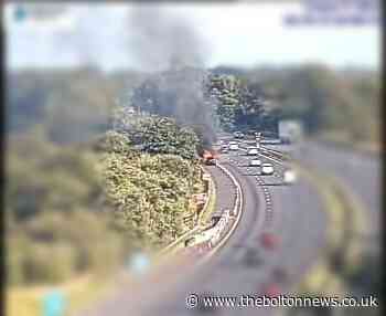 Car fire on M61 closes lane - The Bolton News
