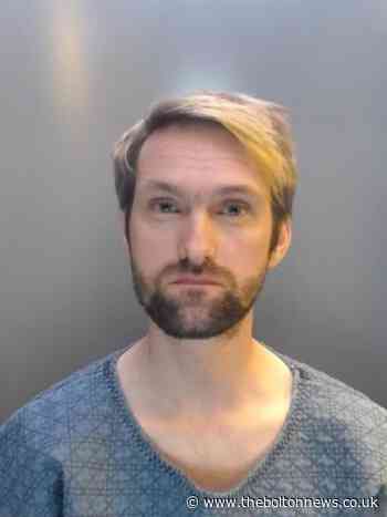 Sex fiend - who abducted Bolton boy - now jailed for online 'underage' chats - The Bolton News