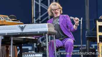 Augsburg: Helge Schneider bricht Konzert ab - Süddeutsche Zeitung - SZ.de