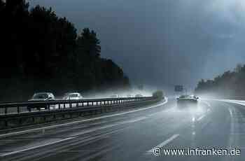Aquaplaning auf der A73 Bamberg/Forchheim: Mehrere Autounfälle hintereinander